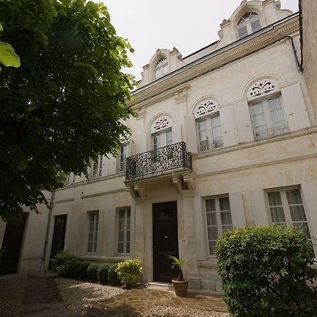 Chambres D'Hotes Les Tilleuls 코냐크 외부 사진