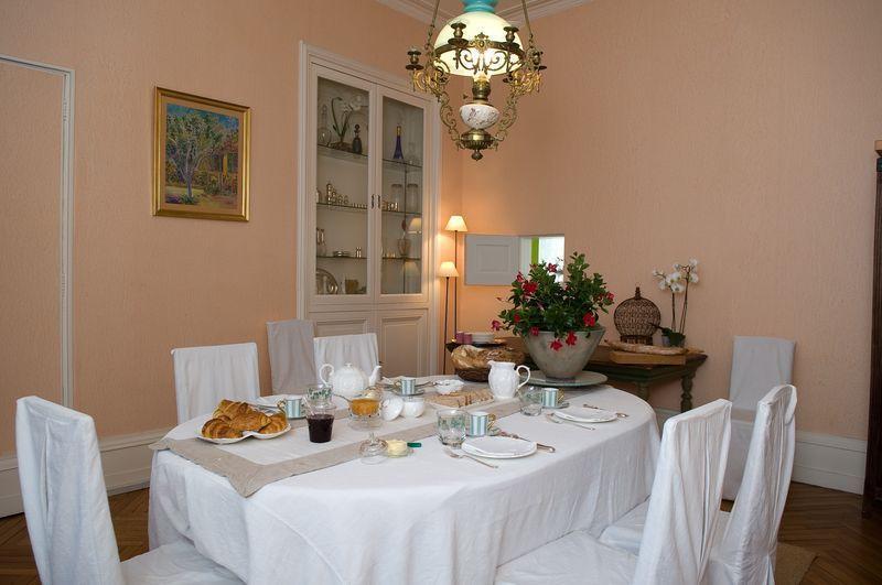 Chambres D'Hotes Les Tilleuls 코냐크 외부 사진
