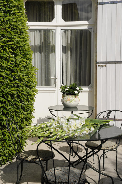 Chambres D'Hotes Les Tilleuls 코냐크 외부 사진