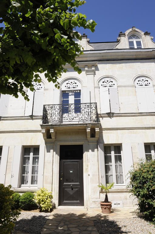 Chambres D'Hotes Les Tilleuls 코냐크 외부 사진